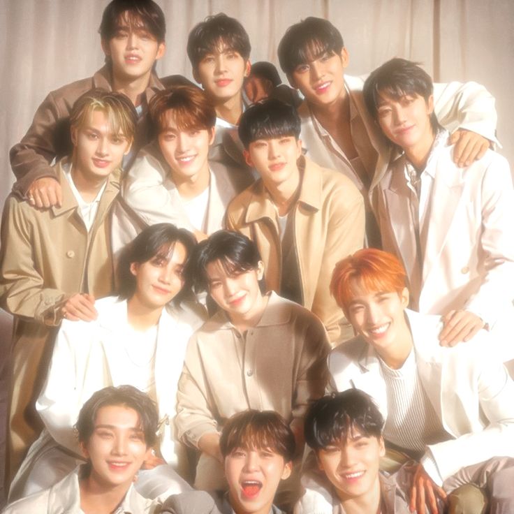 bambolina_1004's tweet photo. 📢EYES ON HERE CARATS‼️💎👀

We are looking for dedicated carats who can willingly stream blue (dxs mv) in yt. We'll provide yt premium. Just slide into my DMs for more infos😉💎

*2 slots available* help rt, juseyo~ https://t.co/nBLZe8Y3gO