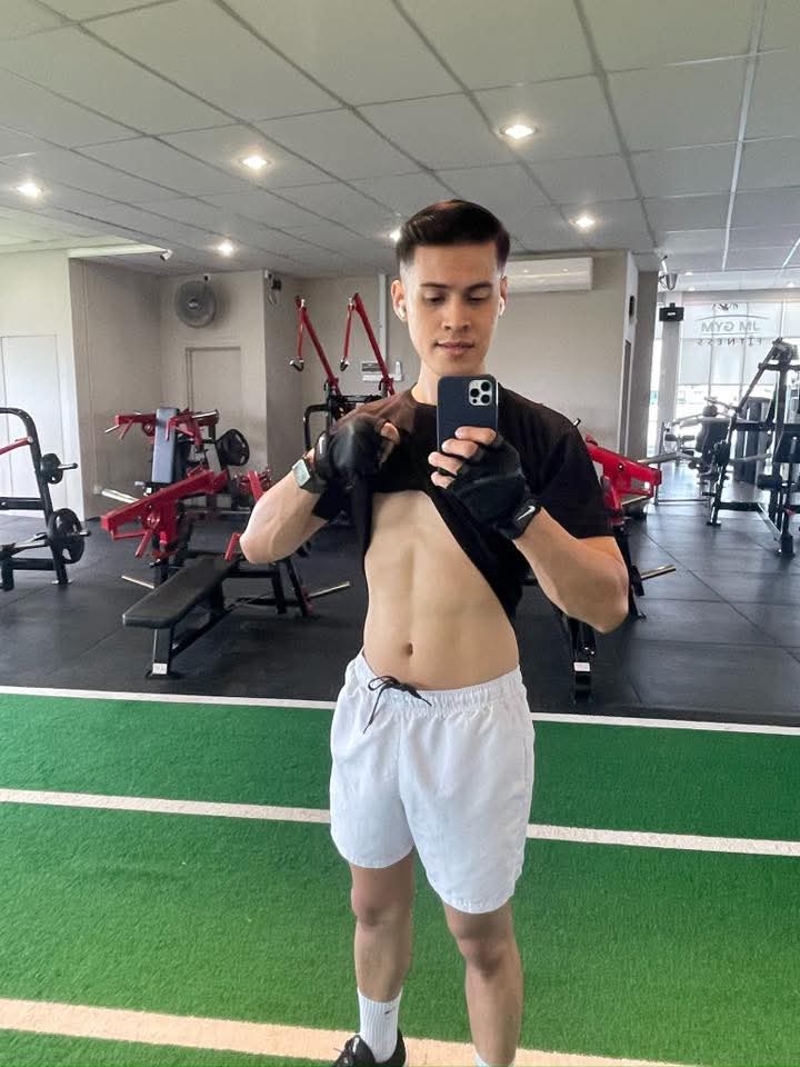 Papa muda tapi sesuatu