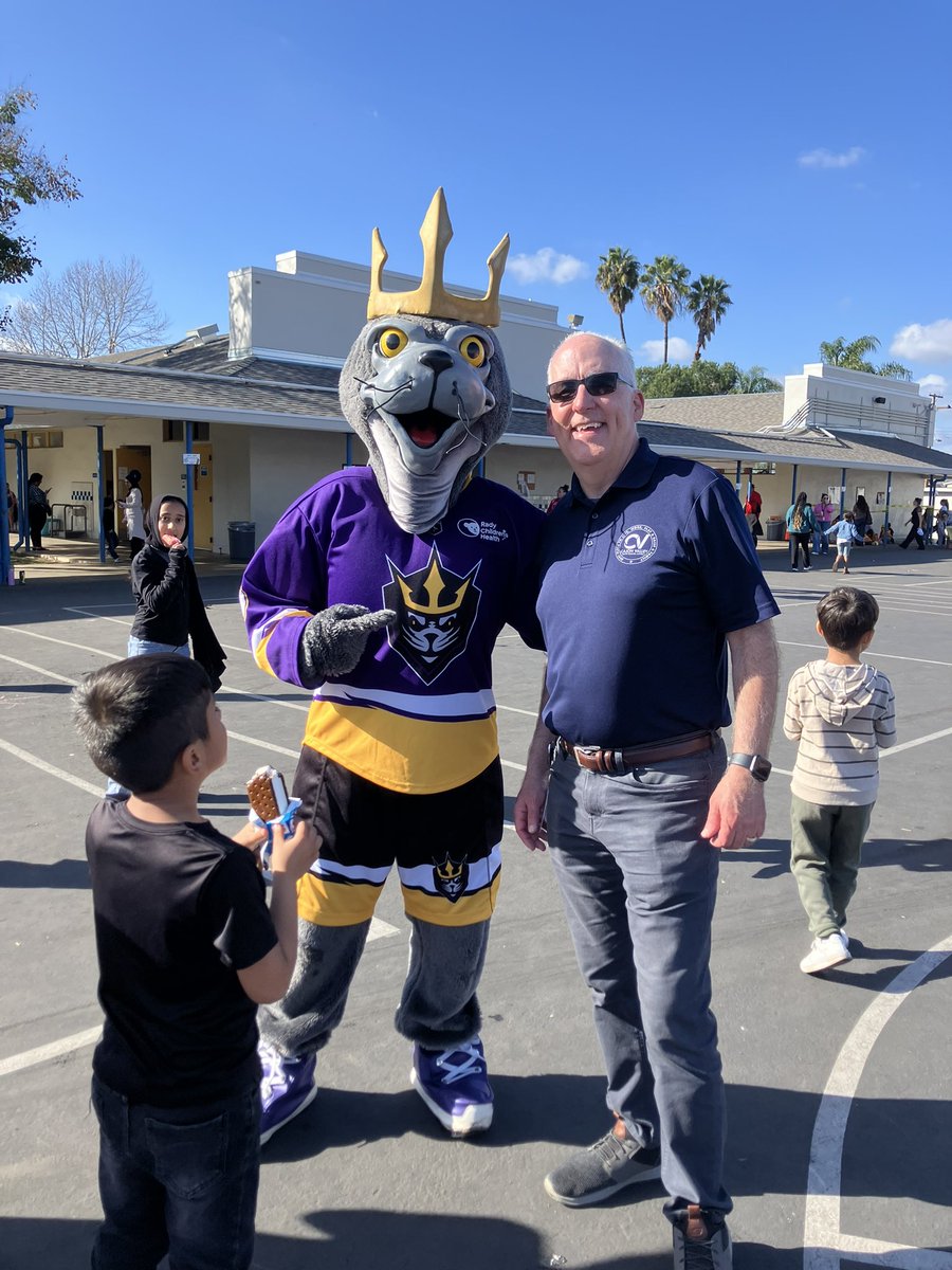 Anne Fishburne tweet media