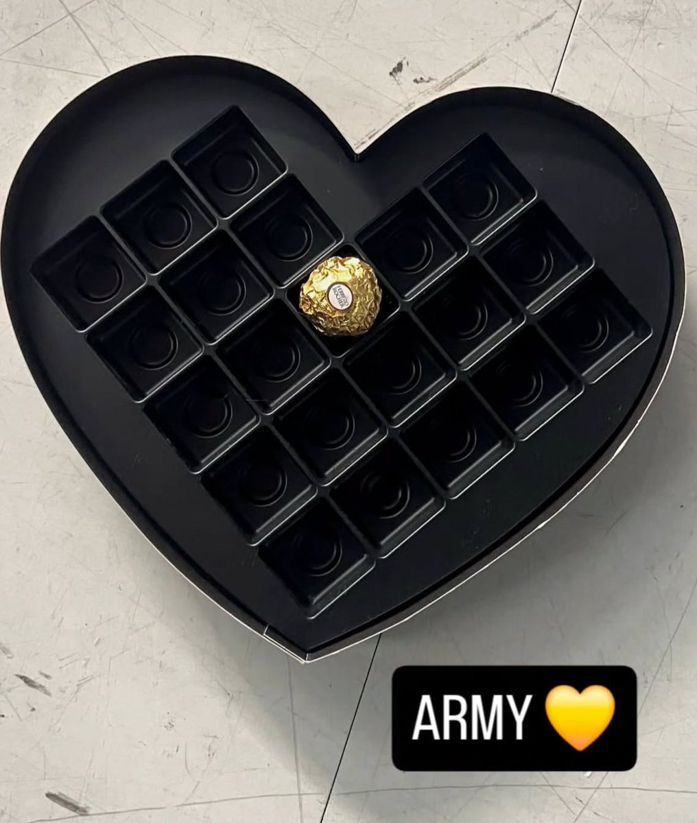 THE YELLOW HEART 😭😭😭😭😭😭😭😭😭😭😭😭😭😭😭😭😭😭😭😭😭😭😭😭😭😭😭😭😭😭😭 WE WON 😭😭😭😭