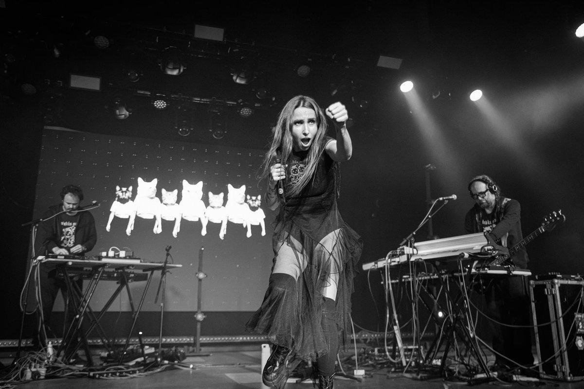 ChemaMunozRosa's tweet photo. ZAHARA EN BEE WEEK 
LA RIVIERA 

Viernes 13 - febrero - 2026
.
.
.
.
.
@zaharapop
@PinkHouseMgmt #Fotografiartedavidaextra 
#Zahara #BeeWeek
.
.
.
Más ⬇️📷⬇️📷⬇️📷⬇️📷⬇️
https://t.co/h6iOXD5fbu https://t.co/iLOjt7sdNV