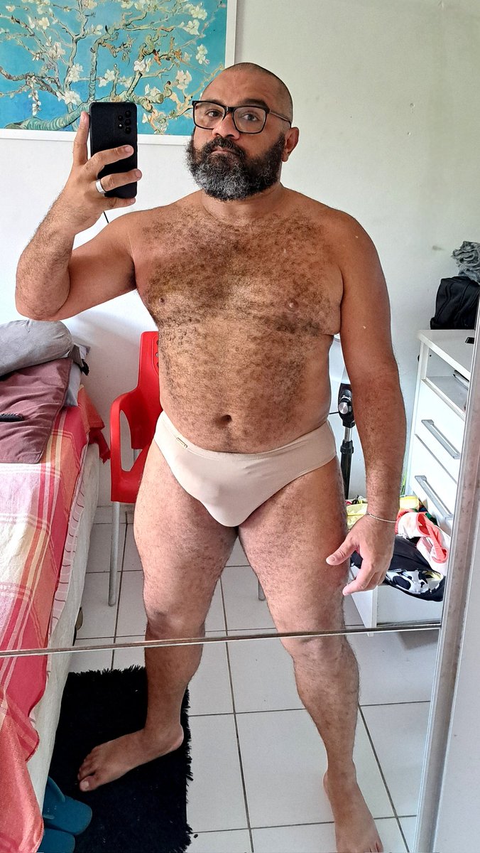 Apenas um Urso tweet media