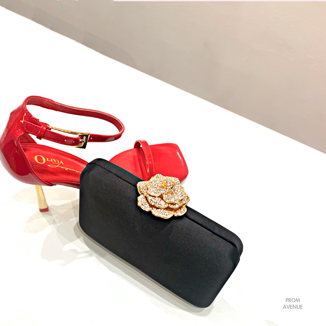 a statement on fire 💕

#prom #promavenue #accessories #shoes #heels #redheels #stunning #style #fashion #statement