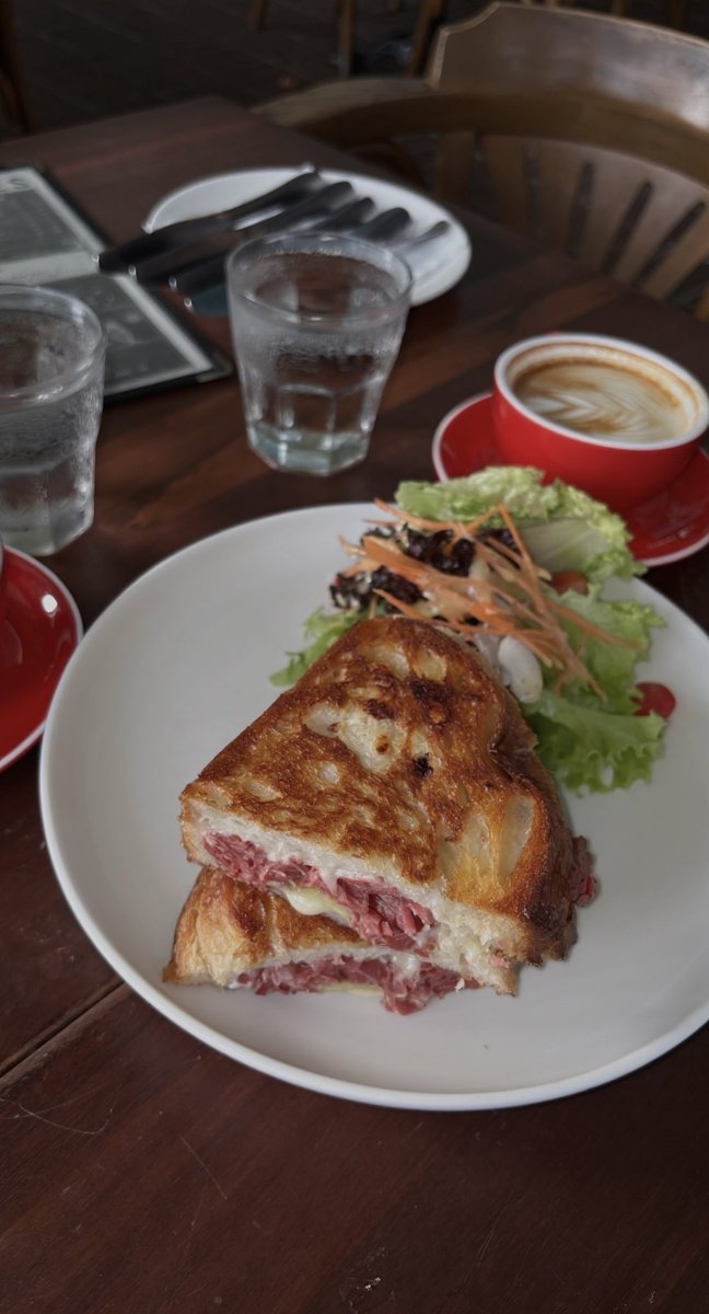 qrtulfth's tweet image. 