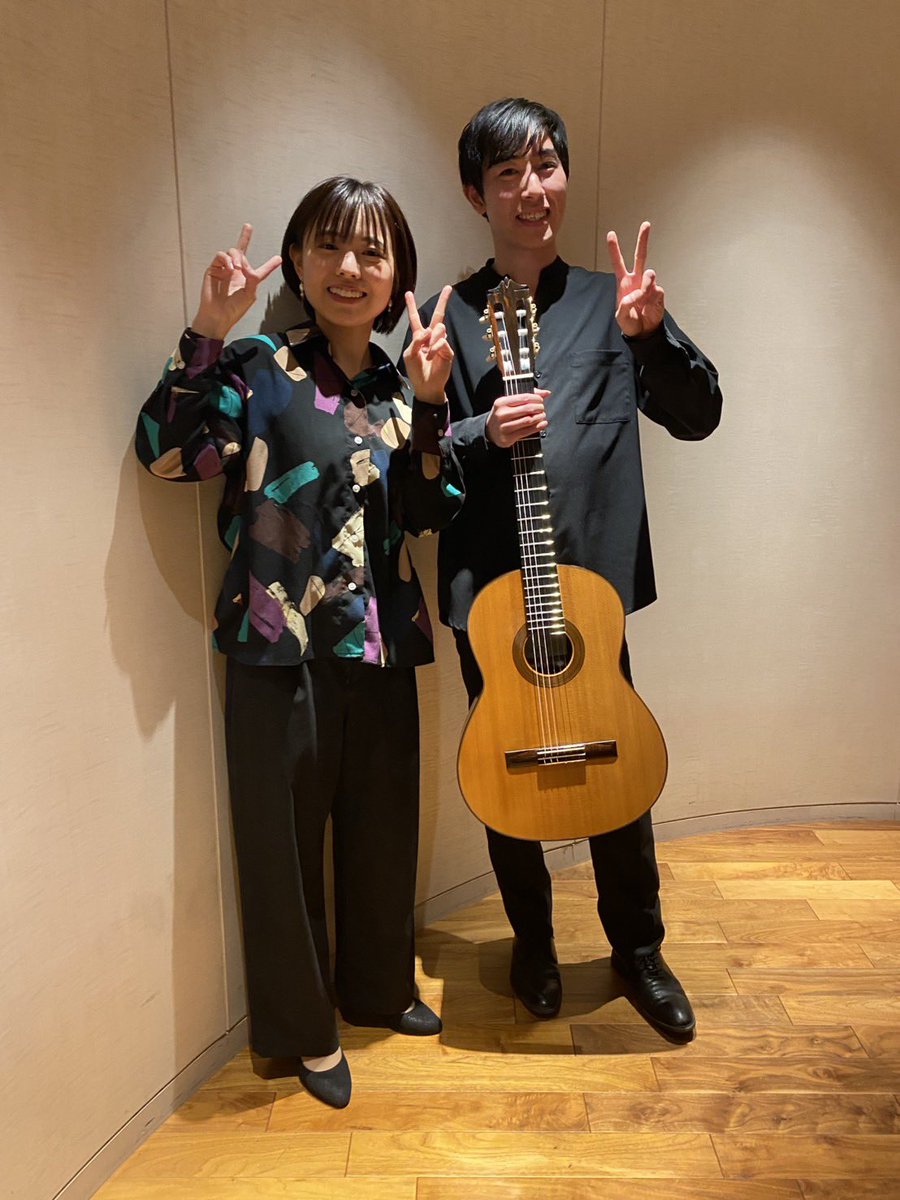 日本ギター連盟ユベントス「真冬に贈る胸熱ギターアンサンブルレパートリー」@銀座ヤマハホール
ありがとうございました！！
全体合奏の他に岡本あやさんとのデュオでニャタリの肖像、
そして多治川純一さん、近藤史明さん、前田司さんとのカルテットでヨークのBantu、LAGQのLoose Canonを弾きました✨
