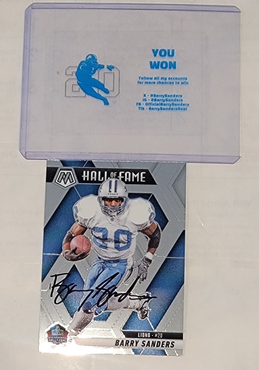 BarrySanders's tweet image. What did everyone think of my shot on the @bigpodwithshaq 

1 - Follow Us
2 - Post your review of how I did

For a chance to win one of these sweet @PaniniAmerica HOF cards.

#SandersSponsors @Lions @NFL @SHAQ