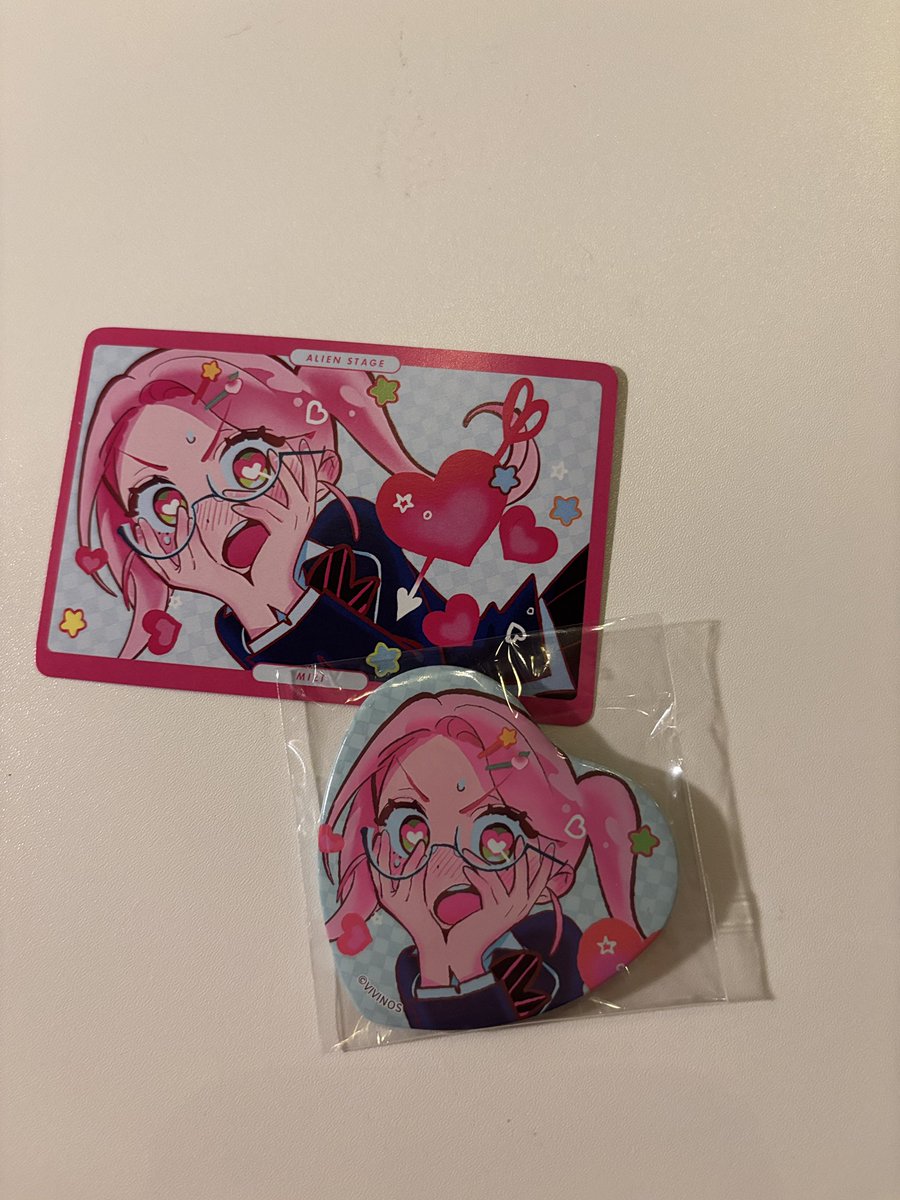 🩷 เข็มกลัด + การ์ด มิจี 235 ฿ 🩷
ค่าส่ง 40฿ 
สอบถามได้ค่าา

น้องรักเค้ามาก ส่วนใครมีอีวานมาส่งต่อได้นะคะ 🥰
#ตลาดนัดเอเลี่ยนสเตจ #ตลาดนัดalienstage #ตลาดนัดเวทีเอเลี่ยน #ตลาดนัดalnst