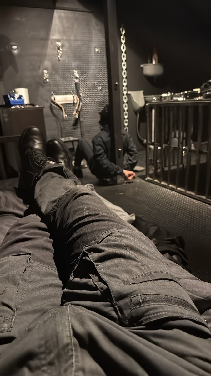 BondageUniforms🔜EasterBerlin tweet media