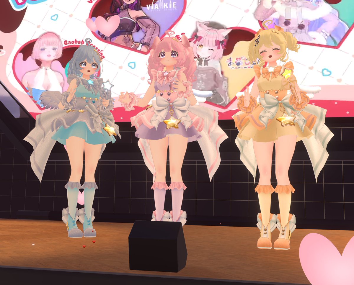 2組目　ぽめるず
３匹の個性爆発ユニット！　初めて見れたんだけど
客席爆走でやりたい放題でしたｗ
振付？決まってて面白かった！滅
#メタスカVR