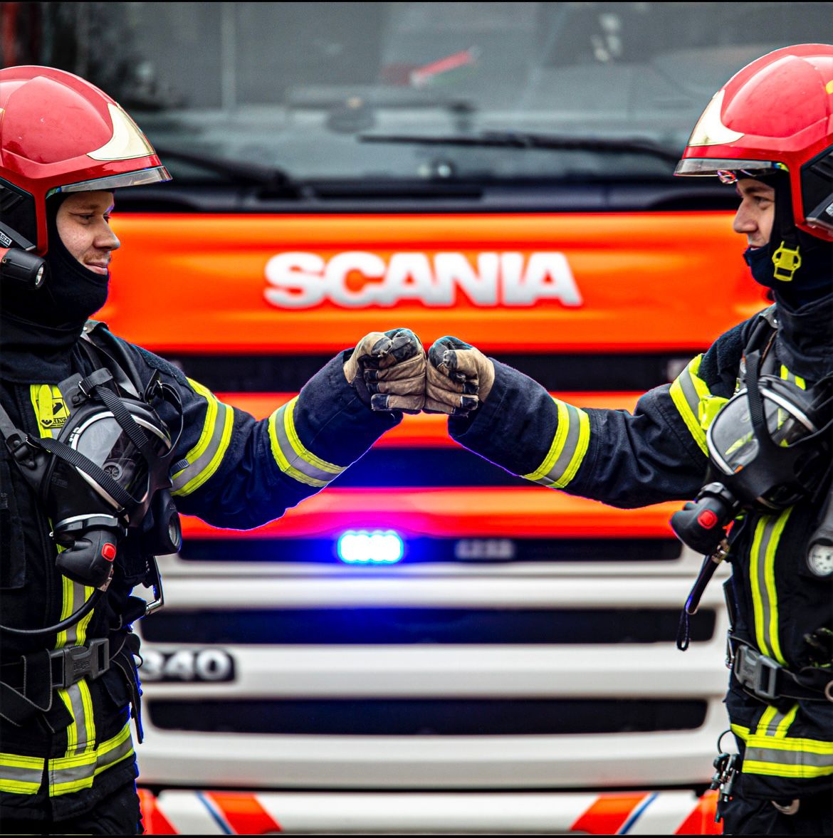 Palokunnassa kukaan ei toimi yksin, me huolehdimme aina kaverista, huolehdithan sinäkin!

Yhdessä olemme enemmän.

Hyvää ystävänpäivää❤️

#ystävänpäivä #lhsp #helsinki #sopimuspalokunta