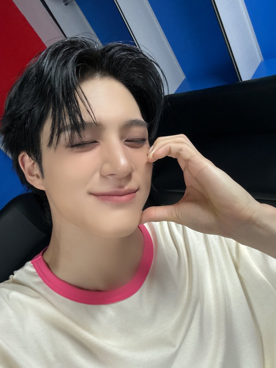 미친 이제노 ㅁㅊ!!!
너 무 귀 여 워