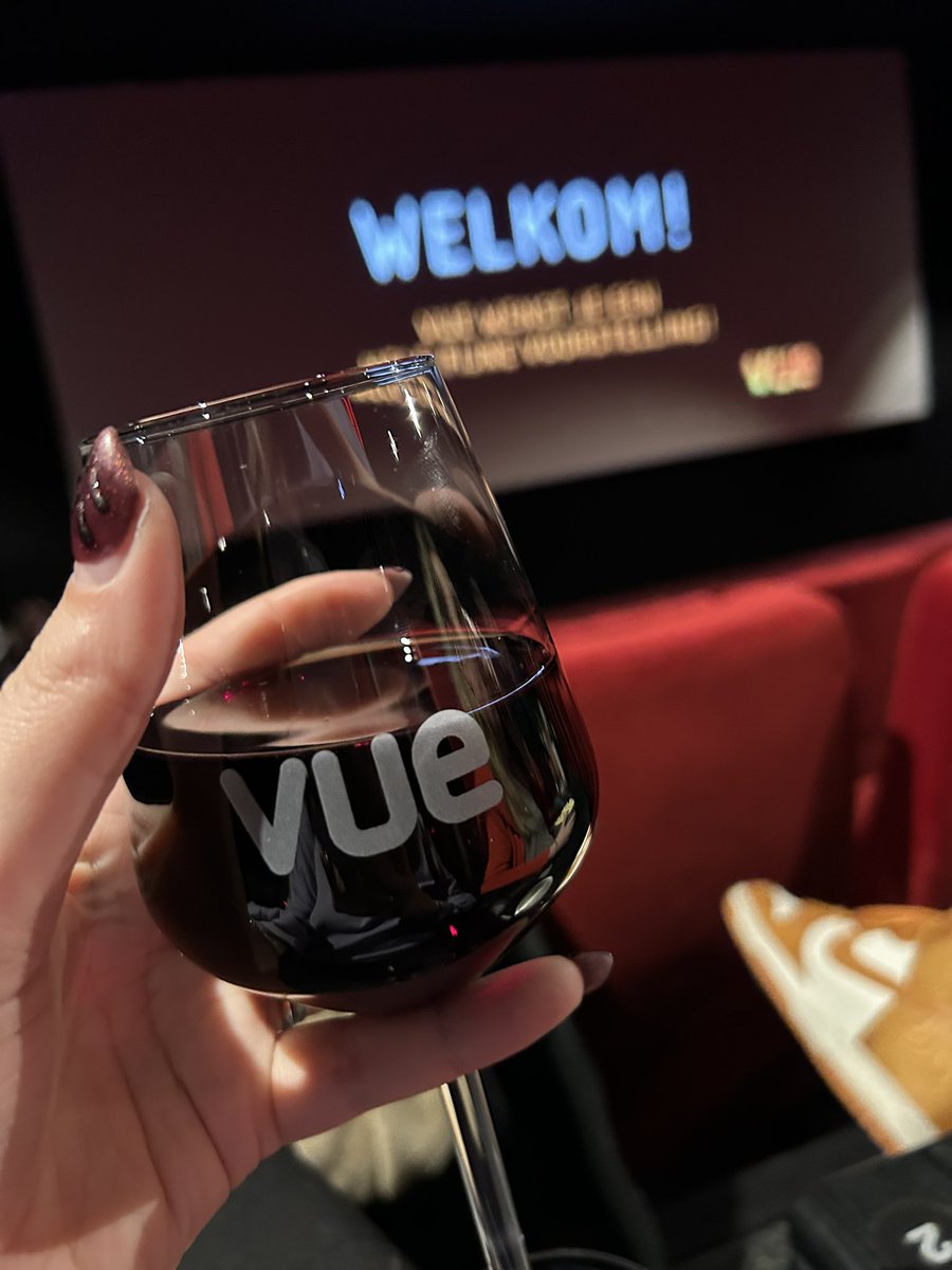 Movie time with wine 🥰💕