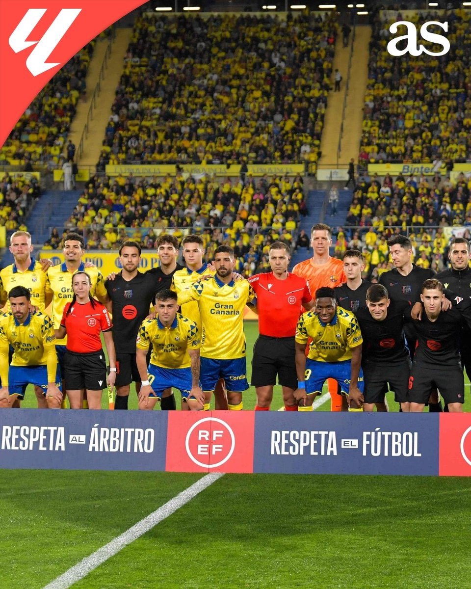 Cerni_report's tweet image. Quizá sois muy jóvenes y no os acordáis, pero hubo una jornada en la que todos los equipos salieron con esto por una queja formal del Madrid jajaja