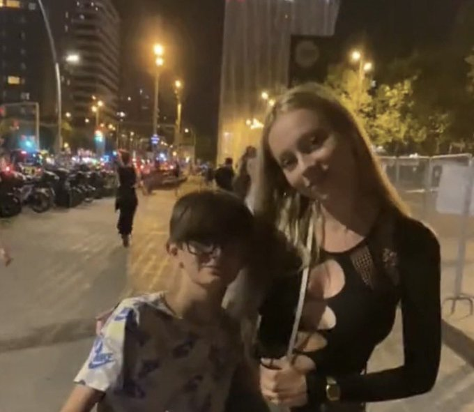 rickyedit se va a poner morao este san valentin