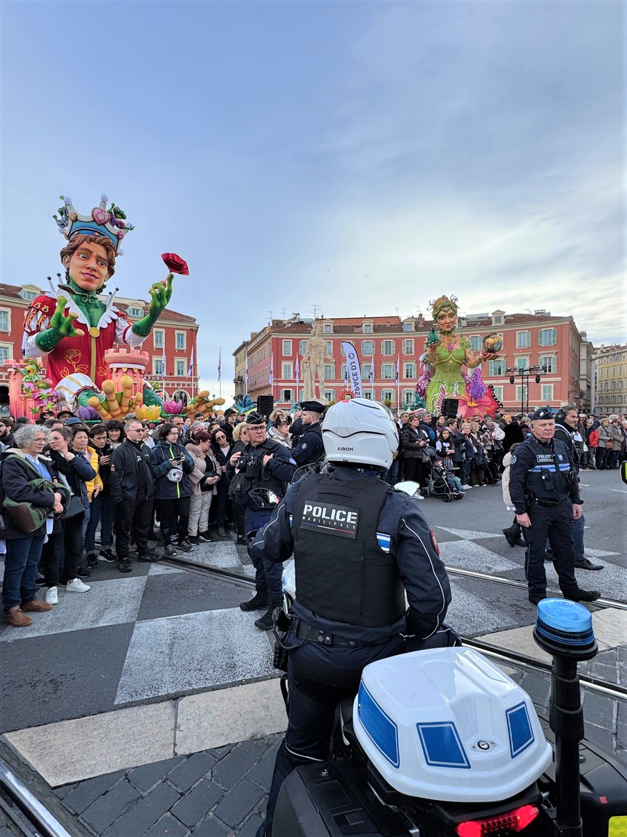 PMdeNice tweet media