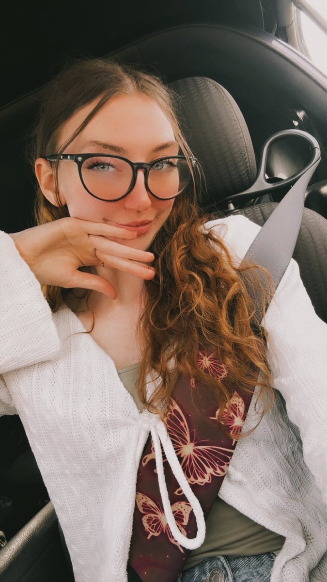 Ashbug16 tweet media