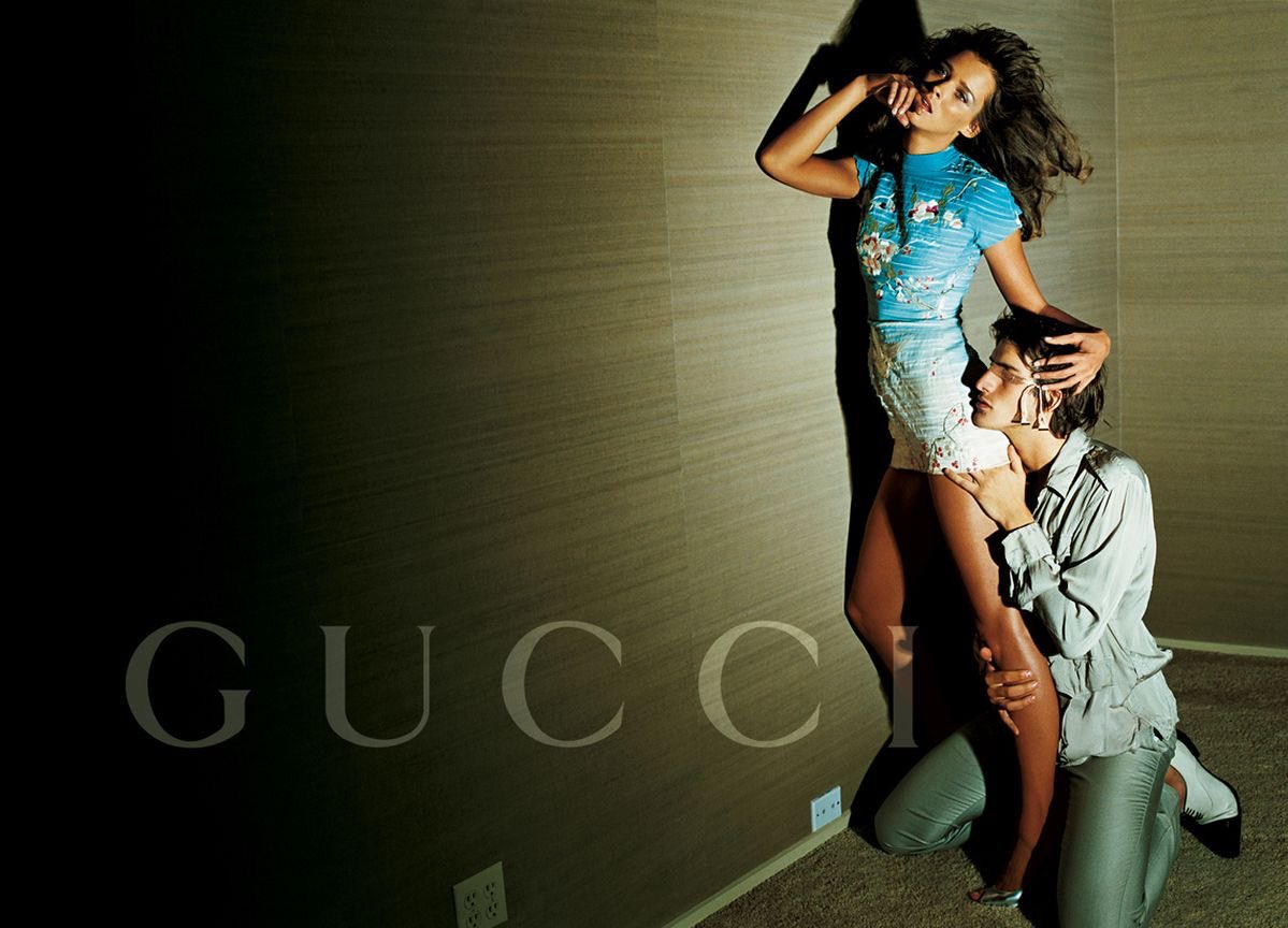 porcel444in's tweet photo. in the mood for love (2000) dir. by wong kar wai / gucci spring 2003 as campaign, shot by mario testino https://t.co/F0K0mfjtWy