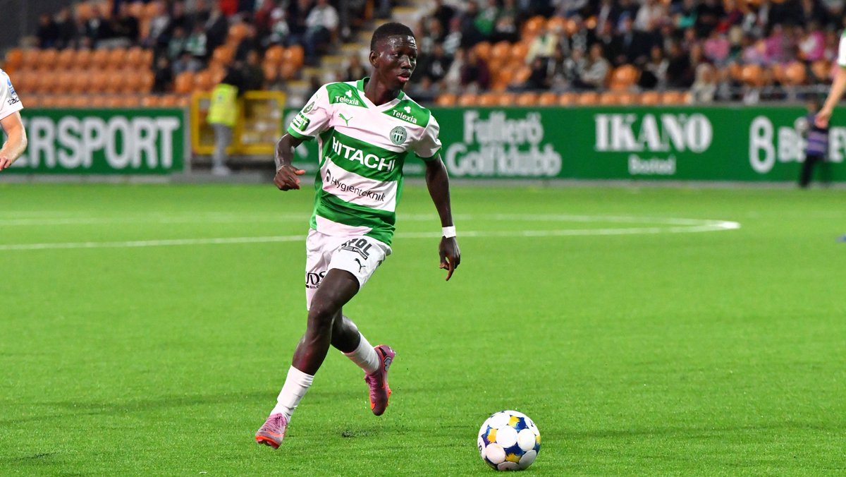 Pressgurkan tweet media