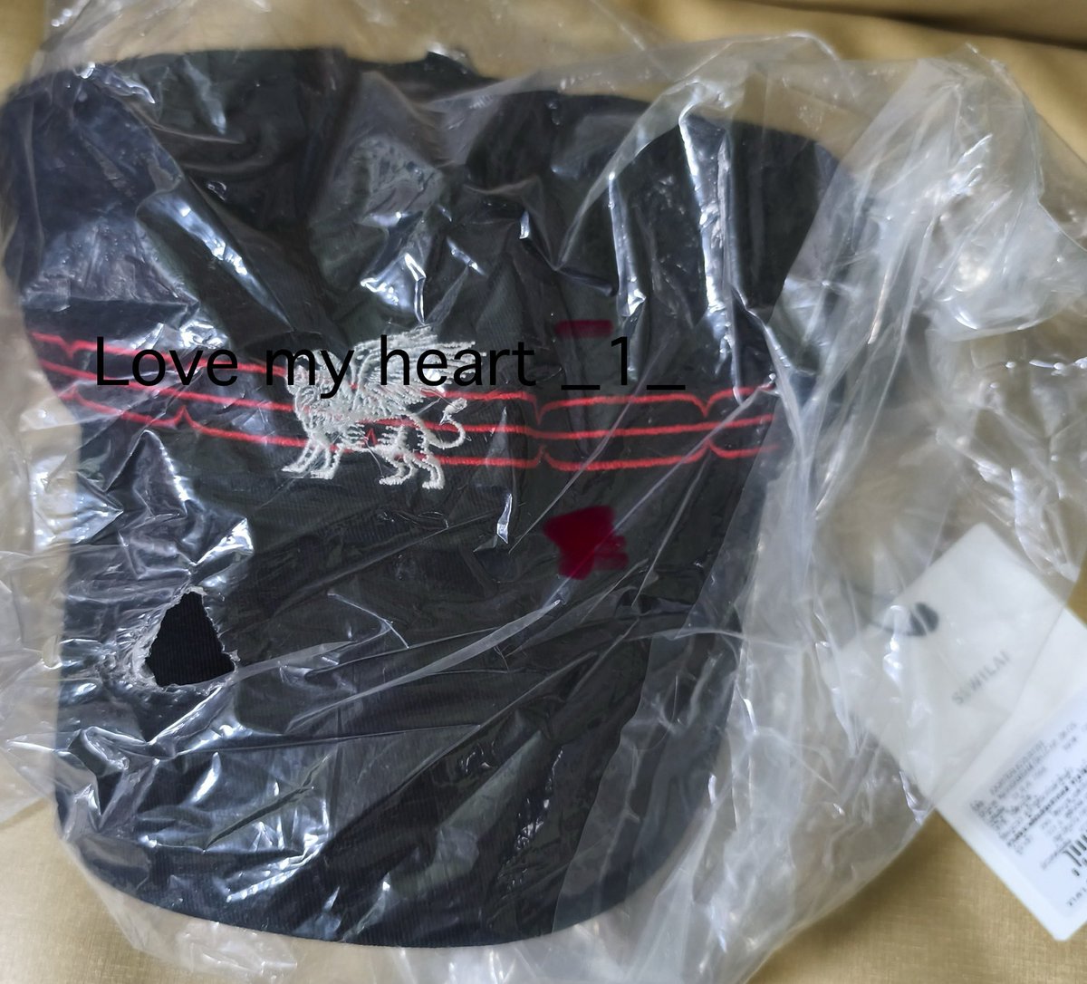 Lovemyheart_1_'s tweet photo. ขายตุ๊กตาตัวละ1000บาท กางเกง ตัวละ450บาท หมวก 1500 อากาบง 1000 (ใช้ไปครั้งเดียว เพราะเรามี2อัน เราจะ) ถ้าขายได้จะโอน เงิน30%ช่วยค่ายาน้องแมว @nuttyinlove46  ของใหม่ยังไม่ได้แกะ ยกเว้นอากาบง ทุก order เราแถมอัลบั้ม+นิตสารแบมแบม  คอมเม้นใต้โพสต์ เราจะให้คนที่จองคนแรกดูจากเวลานะคะ https://t.co/iy7czmorY5