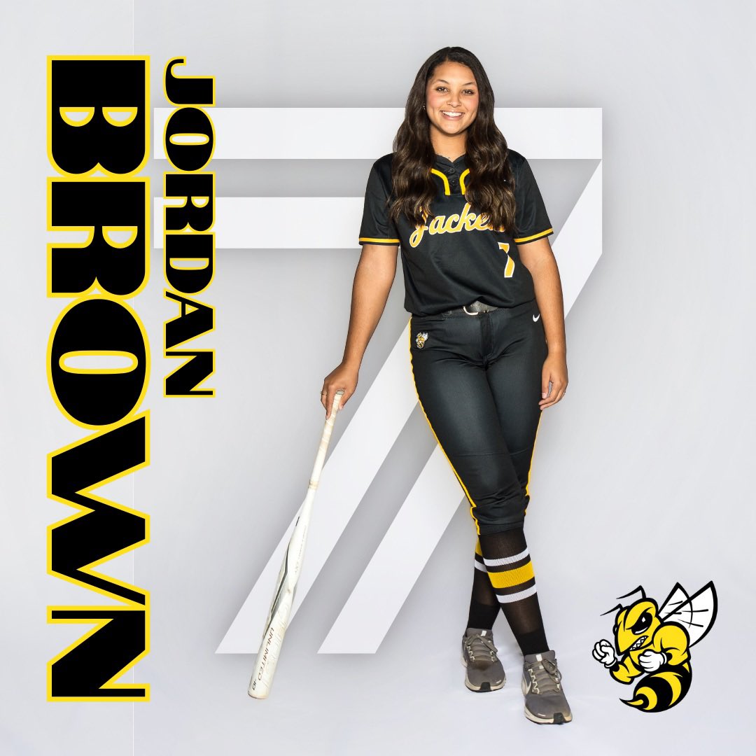 Randolph-Macon Softball tweet media