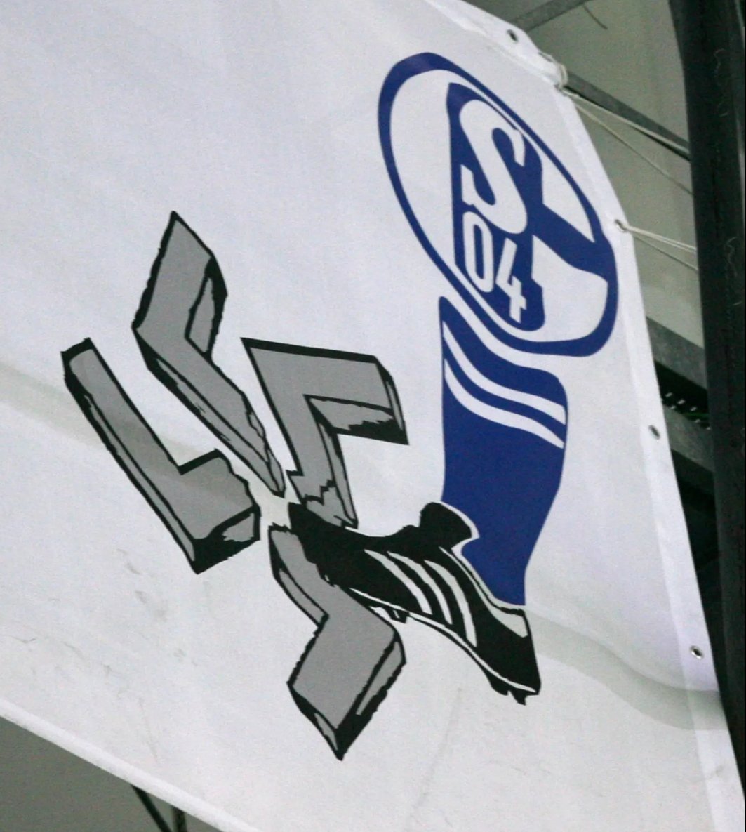 Antifa_Ultras tweet media