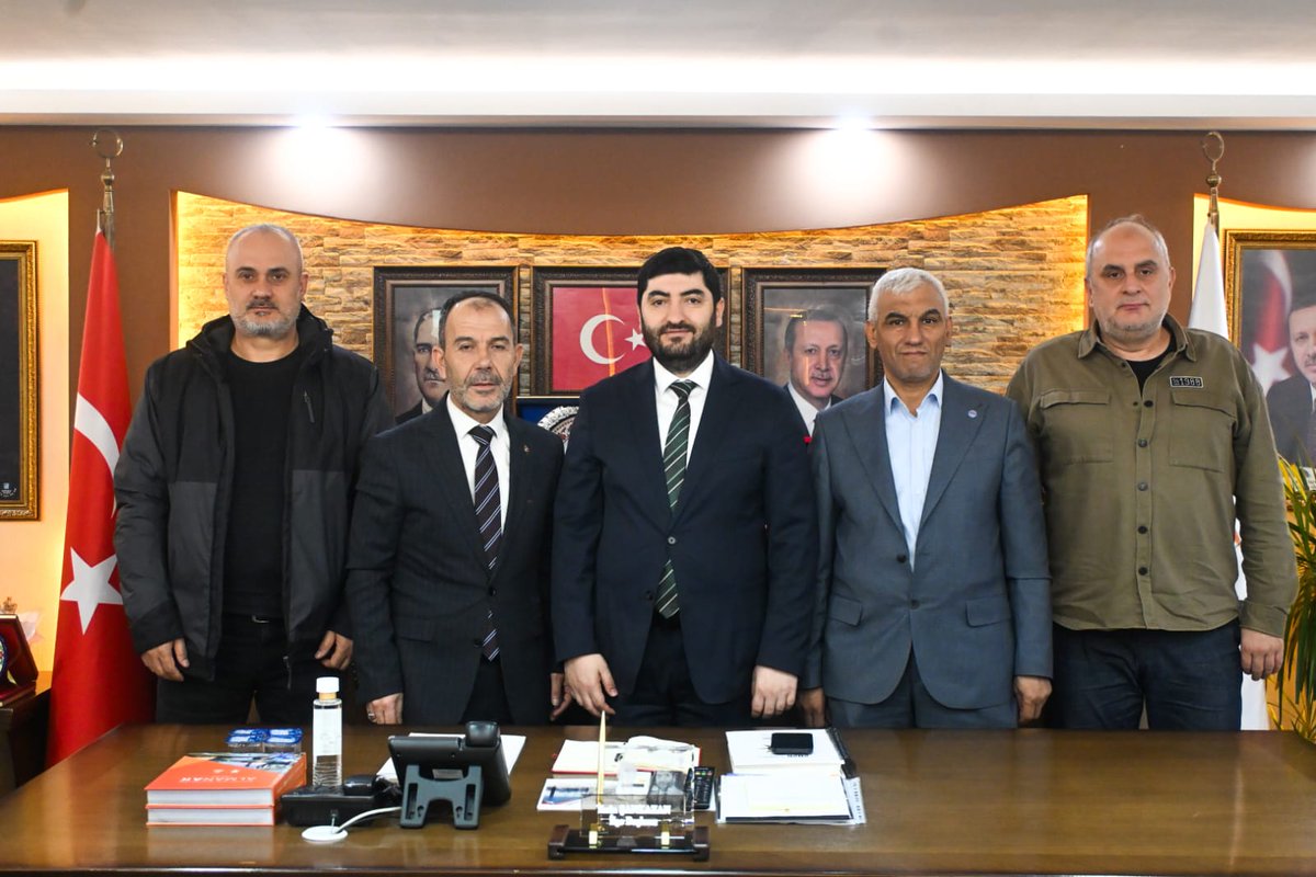 aketimesgut06's tweet photo. Ulaştırma Memur-Sen Ankara 1 Nolu Şube Başkanı Sayın Erkan Güler ve Kıymetli Yönetim Kurulu Üyeleri; İlçe Başkanımız Sayın Yasin ŞANKAZAN’ı ziyaret ettiler.

Nazik ziyaretleri dolayısıyla kendilerine teşekkür ediyor, çalışmalarında başarılar diliyoruz. https://t.co/6v8rMLeHJO