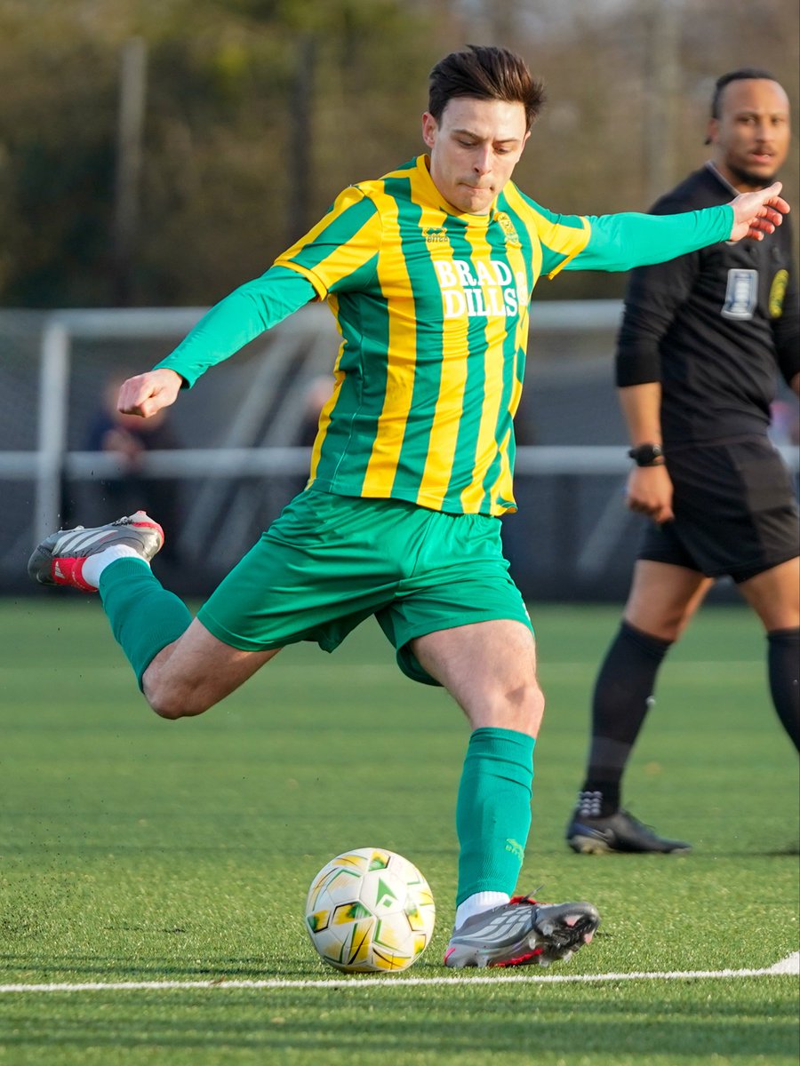 Harpenden Town FC tweet media