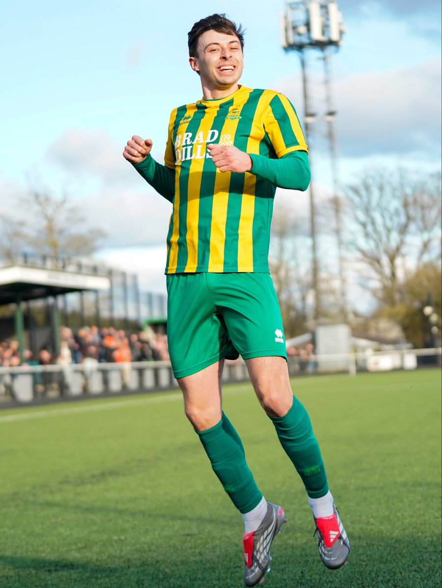 Harpenden Town FC tweet media