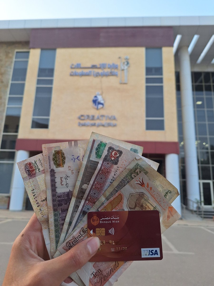 _MahmoudRehan's tweet photo. مين بقا اللي كان بيقول البرمجة مبتجيبش فلوس؟ امال المرتب اللي بينزلي دا ايه؟ https://t.co/X3GhvKkfyD