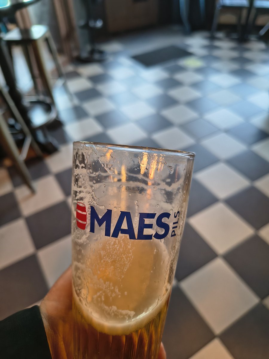 Pintje in de fanthom #awaydays