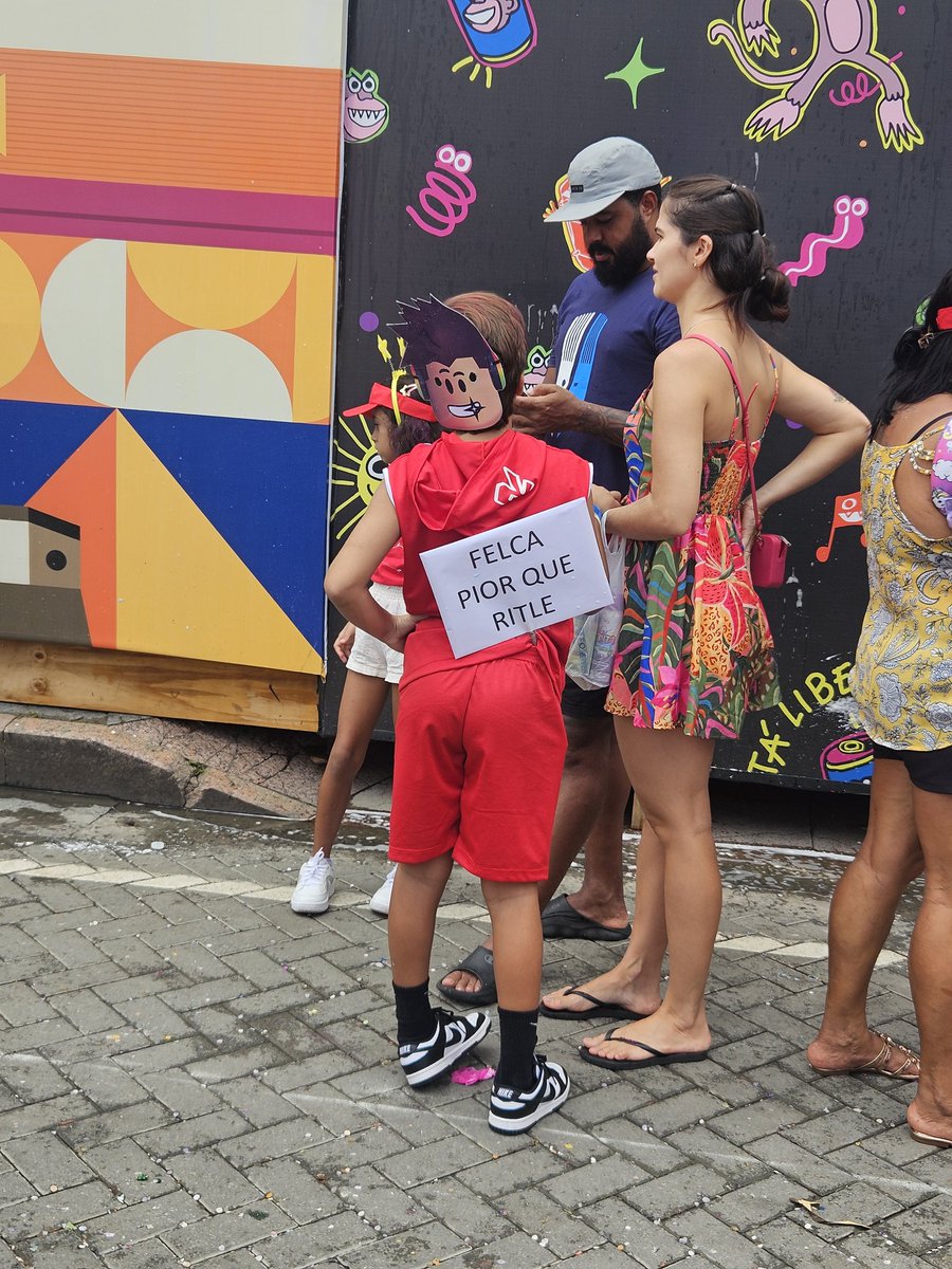 Na pipoca de Carla Perez...