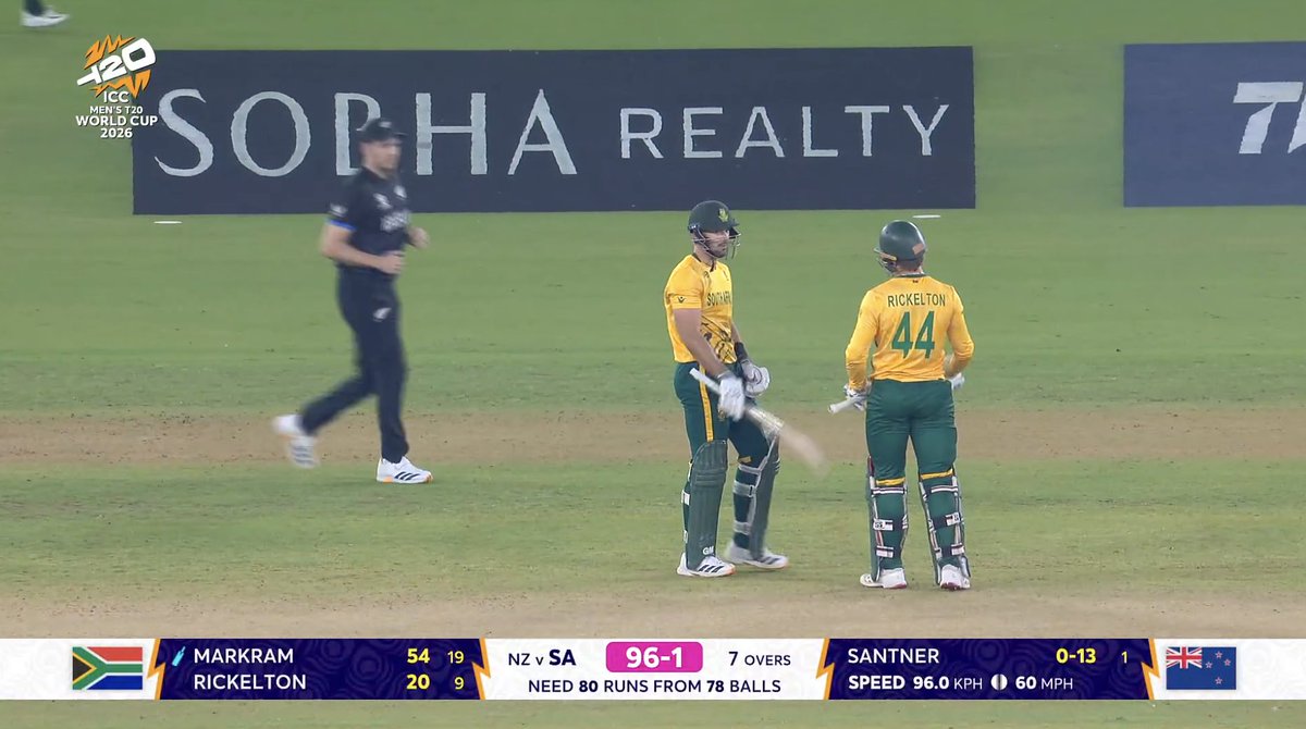 Fastest 50s in T20 Worldcup 

12b - Yuvraj Singh (v ENG, 2007)
17b - Stephan Myburgh (v IRE, 2014)
17b - Marcus Stoinis (v SL, 2022)
18b - Glenn Maxwell (v PAK, 2014)
18b - KL Rahul (v SCO, 2021)
18b - Shoaib Malik (v SCO, 2021)
19b - Rohit Sharma (v AUS, 2024)
19b - Dasun