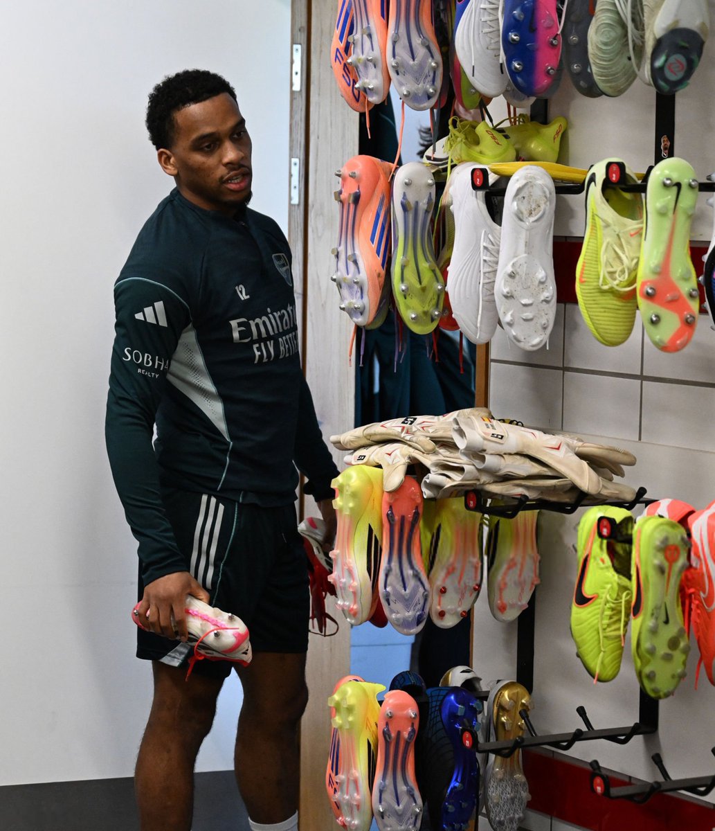 HQpcrt's tweet image. Jurrien Timber #AFC