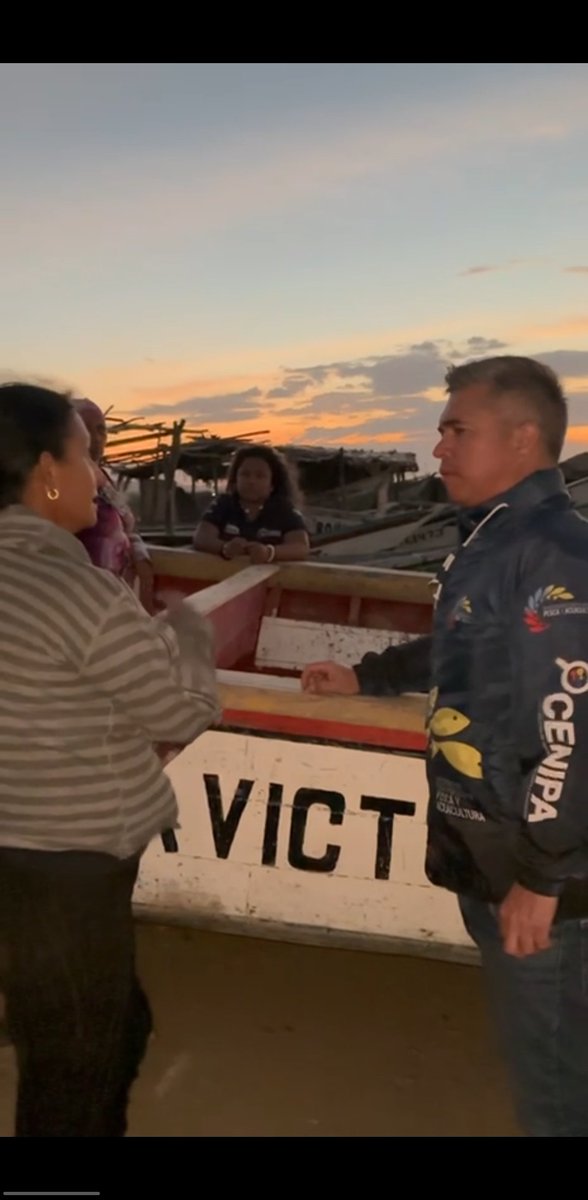 CenipaVe's tweet photo. 🌊 ¡Seguimos en despliegue por la Venezuela Azul! 🇻🇪
​Cumpliendo instrucciones del Min. @Jcloyo, llegamos a Sucre (Chacopata, Guayacán y Caimancito) para fortalecer la cadena productiva de la pepitona y la sardina junto a nuestro pueblo pescador. 🎣✨ https://t.co/02tJieWJ3W