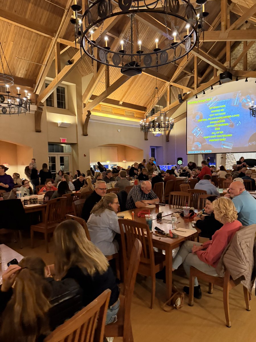 WestmoSoftball tweet media