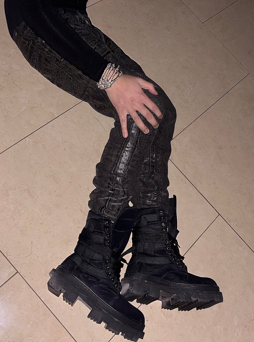 𝒉𝒂𝒔𝒔𝒂𝒏 tweet media