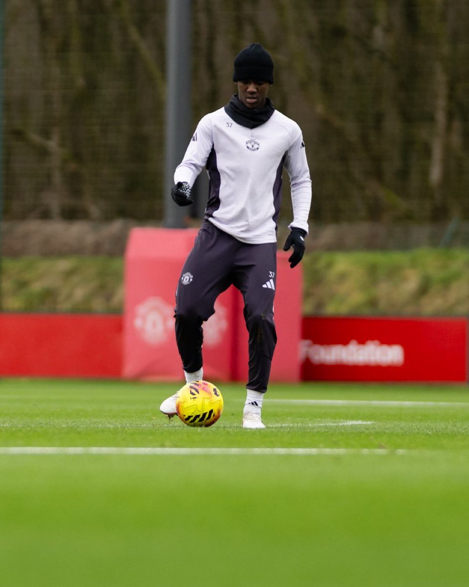 🔴 The Reds not in action this weekend but the work never stops and the positive vibes keep going - all eyes on Everton away up next! 👀🏋️

#MUFC