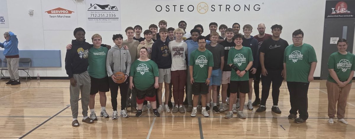 Heelan Hoops with the league 3 point leader-Jack Lohr.