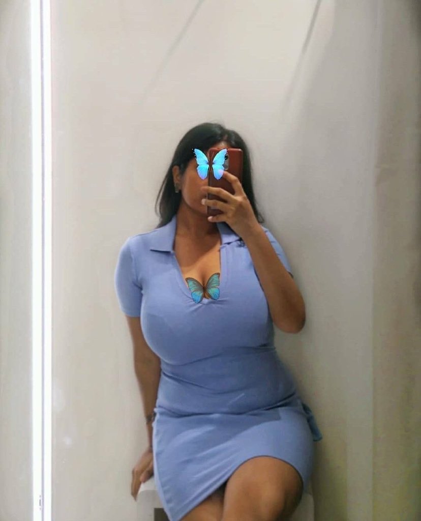 Kal sunday hai mast aaram karna hai 
Aaj bahot thak gayi 💌.

Good night guys ❤️😊