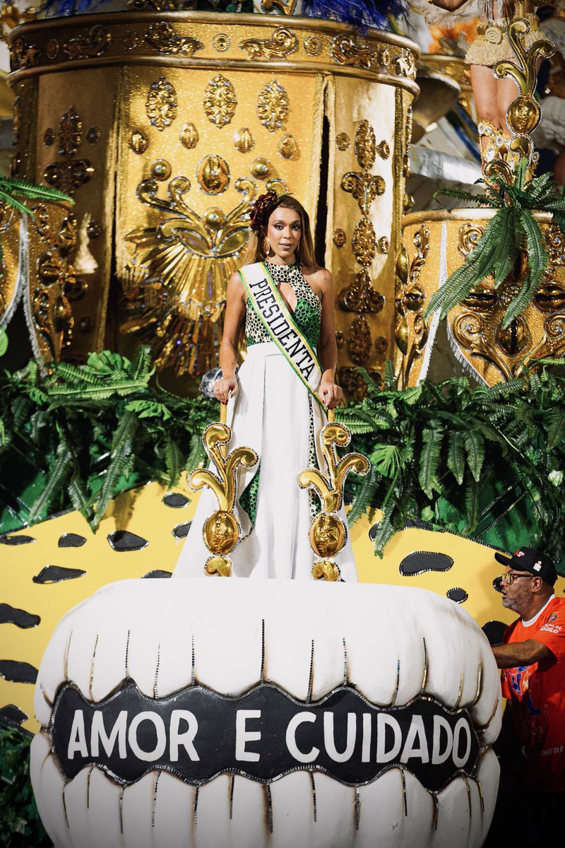 ERIKA HILTON tweet media