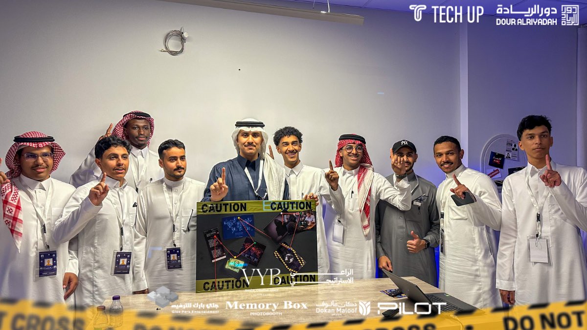 Techup_Sa's tweet image. القضية تُحسم 
الأدلة تكتمل… الصورة تتضح…
وفريق المحققين يعلن فوزه بالقضية 🕵🏻

#CodeBreak