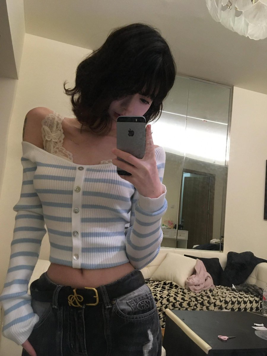 柳如是 tweet media