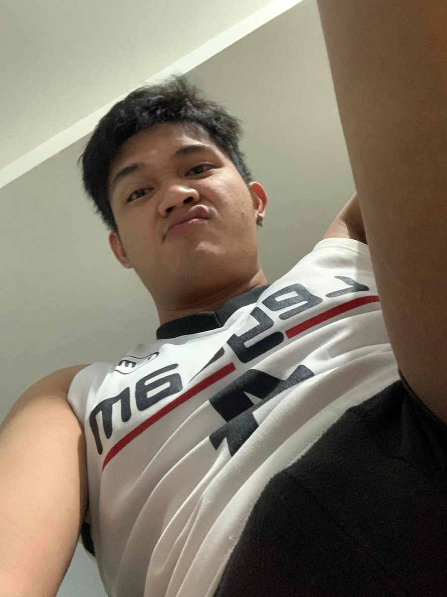 OS⚓️ tweet media