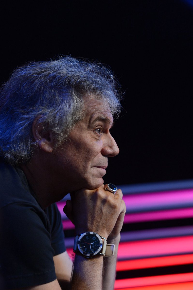 Yanina Latorre confirma que <a href="/elbetocasella/">Beto  Casella</a> llamó a los directivos de América para que no traten el tema de la homofobia. Efectivamente, ayer en el canal no se trató el tema.