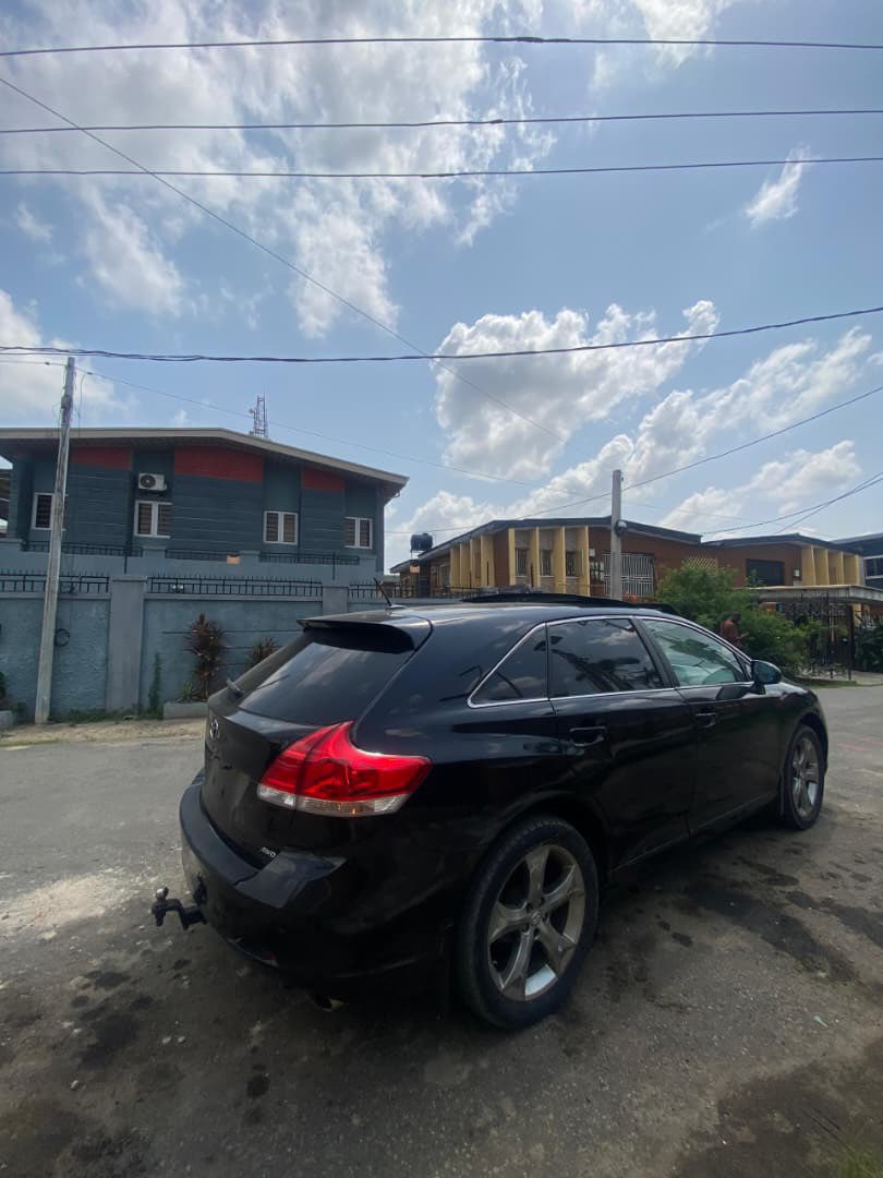 DISTRES SALE *EXTREMELY CLEAN 🧼 ACCIDENT FREE 💥 FOREIGN USED 🇺🇸 2010 TOYOTA VENZA FULL OPTION PANORAMIC ROOF KEY START POWER BOOT( 2026 entry)PRICE 15.5m🚢 Settlement 400k‼️Location Surulere