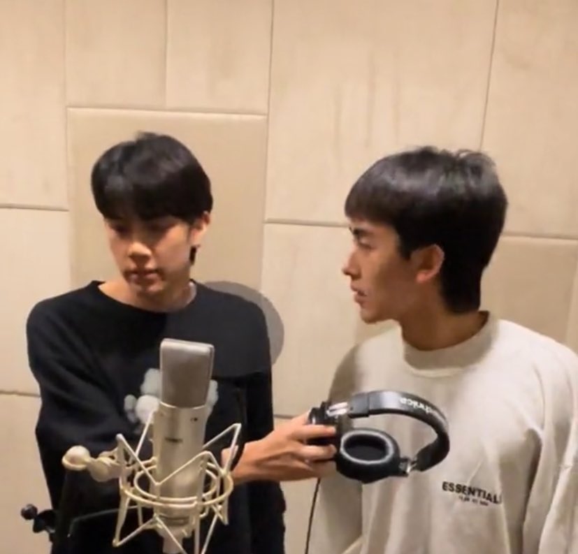 emotional กับ logical