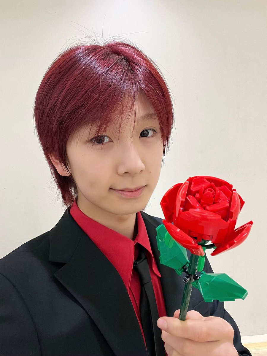 Scarlet_050703's tweet photo. 260214 위버스 #카이렐
사랑해, my Valentine~ ❤️🌹💌 https://t.co/iIDTuoqFR6