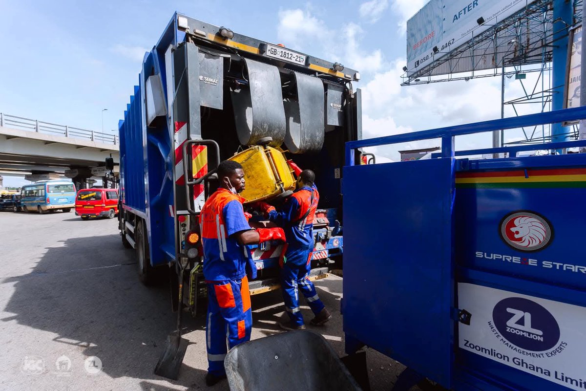 KwameJudah's tweet image. @Preacherboye Keep your business moving. Don’t let waste hold you back.
@ZoomlionLtd is your trusted partner for timely and reliable waste collection.
Simple. Efficient. On schedule.

#ZoomlionDeyWork  #WasteManagement 

#TV3GH Stonebwoy Balthazar Ashawo Accra Mall Mutuals