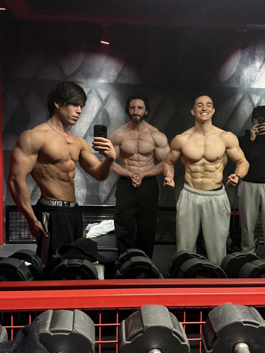 Tibo InShape tweet media