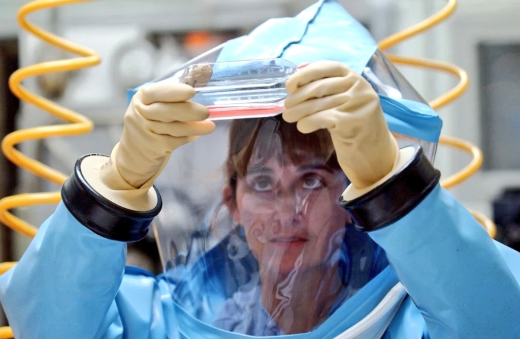 joseramosvivas's tweet photo. El NIAID (National Institute of Allergy and Infectious Diseases), el instituto estadounidense más importante en investigación de enfermedades infecciosas, ha recibido la orden de eliminar por completo las palabras “pandemic preparedness” (preparación para pandemias) y “biodefense” (biodefensa) de toda su página web.
Se va a despriorizar radicalmente la financiación de proyectos sobre preparación para pandemias y biodefensa... @SEMicrobiologia
¿Qué puede salir mal? 😬
👇 https://t.co/3gjxHmyz8z